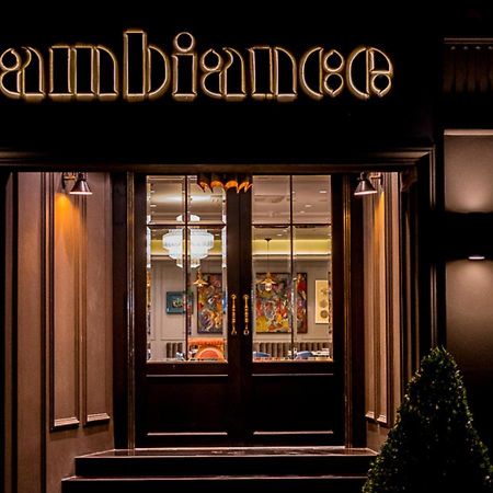 Ambiance Boutique Art Hotel Lahore Exterior foto Entrance to the restaurant