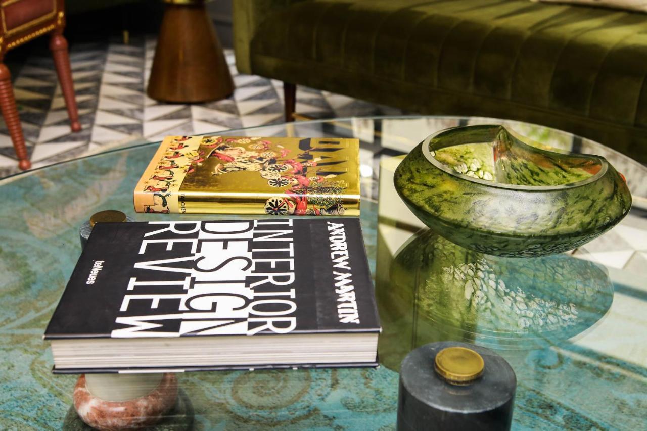Ambiance Boutique Art Hotel Lahore Exterior foto Interior design by Mark Rothwell